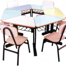 cei2010-conjunto-sextavado-6-mesas-com-6-cadeiras